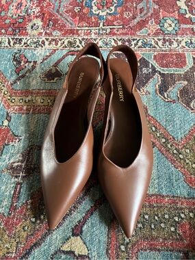 Burberry Brown Leather Pointed Slingback Kitten Heel
